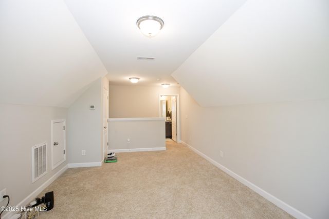 1385 Whitney Drive, Aberdeen, NC 28315