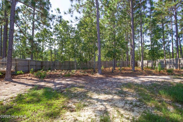 1385 Whitney Drive, Aberdeen, NC 28315