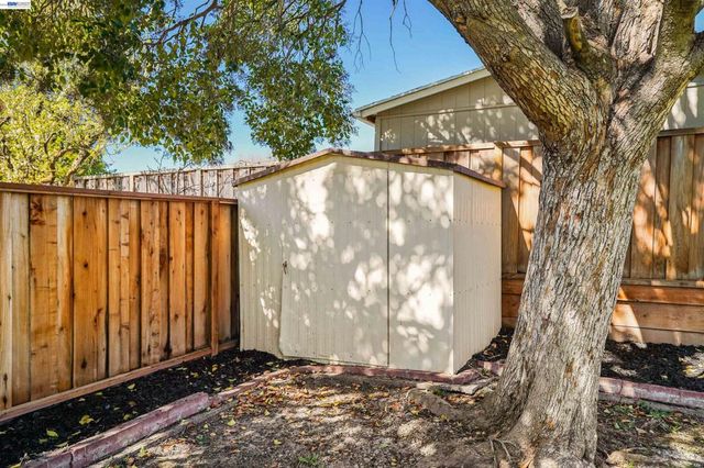 4138 4138 Bishop Pine Way, Livermore, CA 94551
