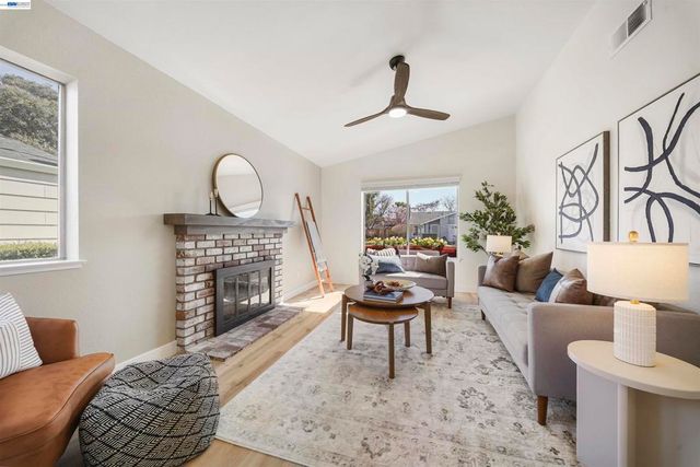 4138 4138 Bishop Pine Way, Livermore, CA 94551