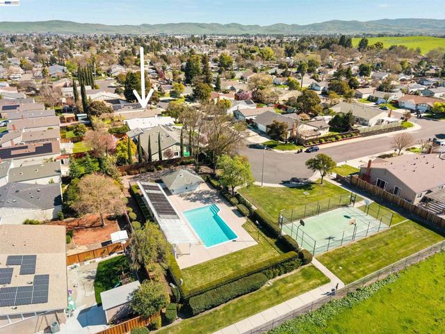 4138 4138 Bishop Pine Way, Livermore, CA 94551