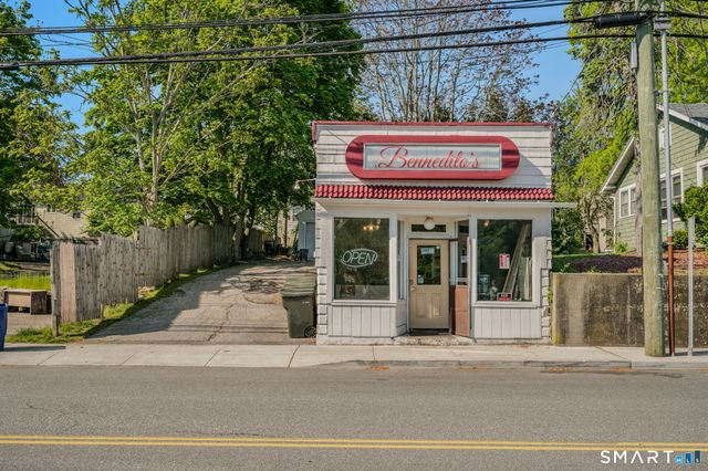 231 Poquonnock Road, Groton, CT 06340