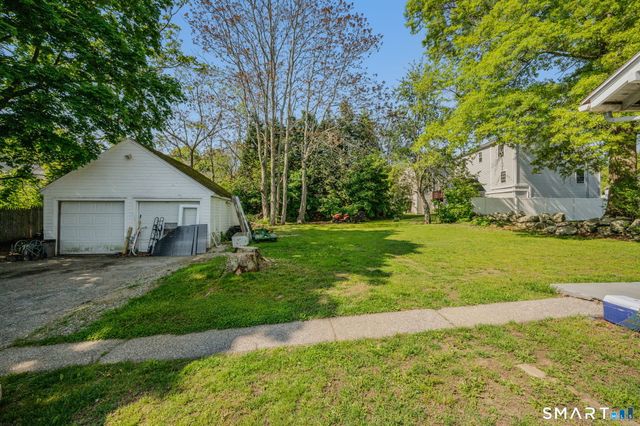231 Poquonnock Road, Groton, CT 06340