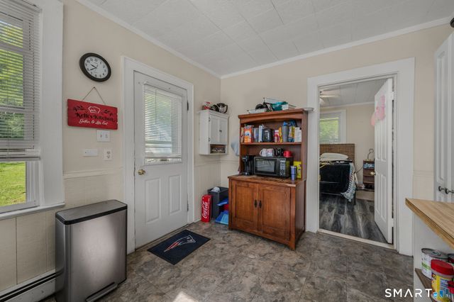 231 Poquonnock Road, Groton, CT 06340