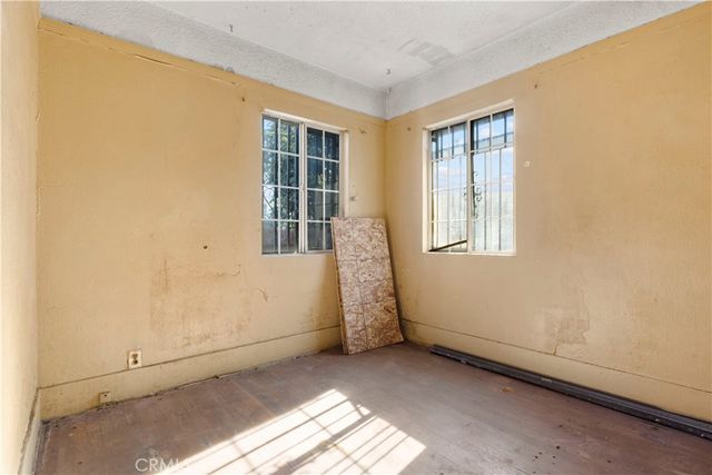 1082 1084 Lewis, Long Beach, CA 90813