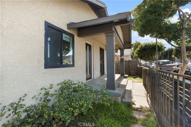 1082 1084 Lewis, Long Beach, CA 90813