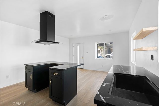 1082 1084 Lewis, Long Beach, CA 90813