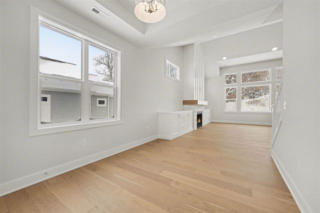 4692 Knapp Bluff Drive, Grand Rapids, MI 49525