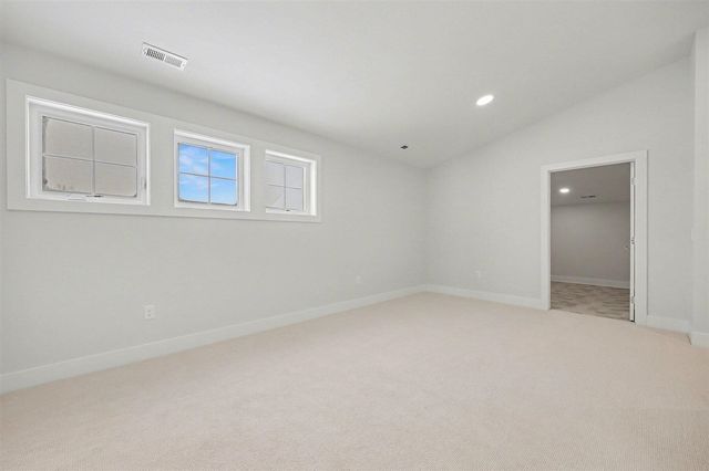 4692 Knapp Bluff Drive, Grand Rapids, MI 49525