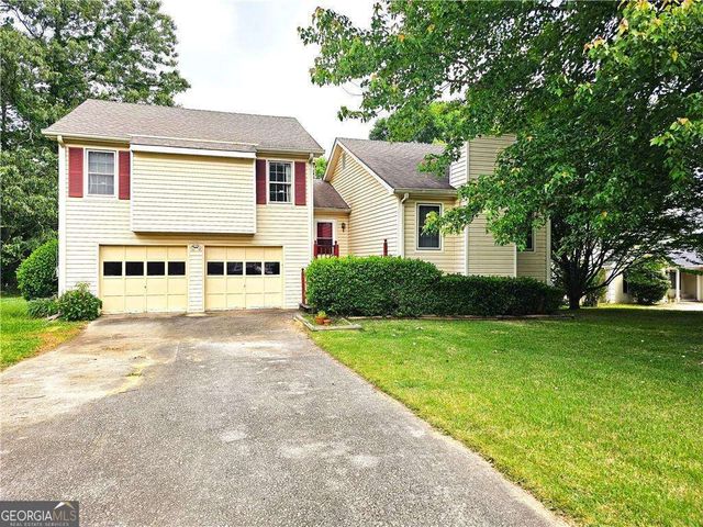 989 Gate Post Land, Lawrenceville, GA 30044
