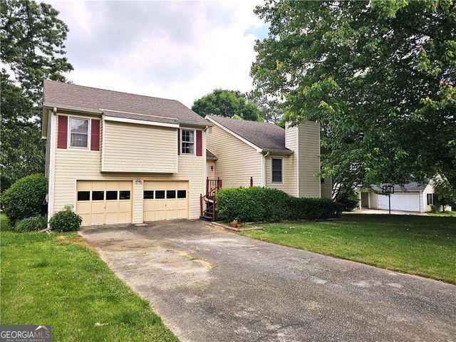 989 Gate Post Land, Lawrenceville, GA 30044