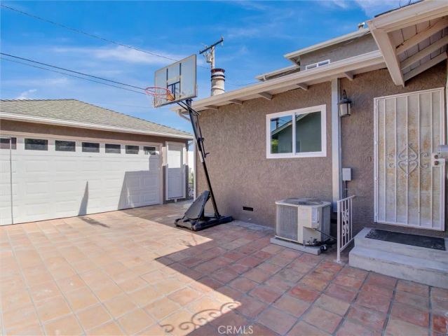 21718 Ladeene, Torrance, CA 90503