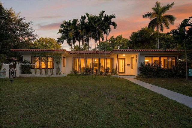 1100 N Shore Dr 1, Miami Beach, FL 33141