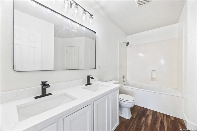 6718 Loma Vino, San Antonio, TX 78233