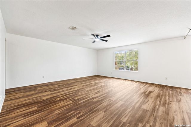 6718 Loma Vino, San Antonio, TX 78233