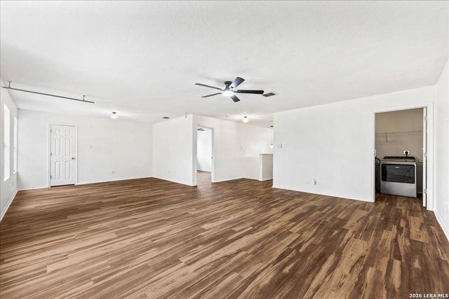 6718 Loma Vino, San Antonio, TX 78233