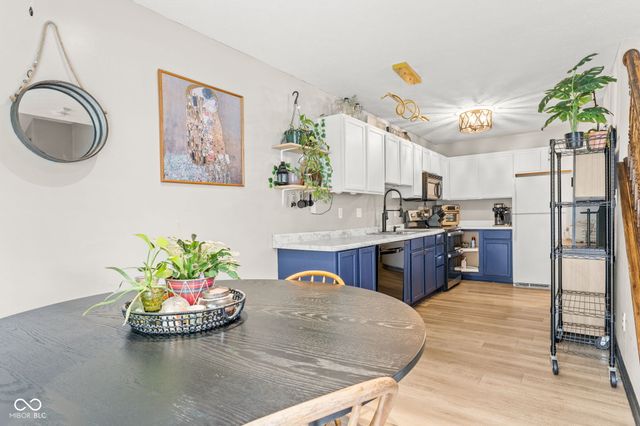 5838 Beacon Cove Way, Indianapolis, IN 46237