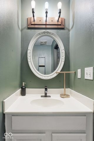 5838 Beacon Cove Way, Indianapolis, IN 46237