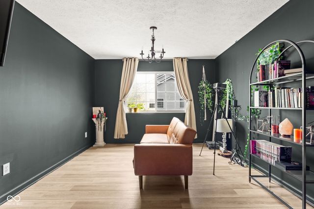 5838 Beacon Cove Way, Indianapolis, IN 46237