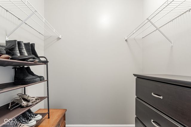 5838 Beacon Cove Way, Indianapolis, IN 46237