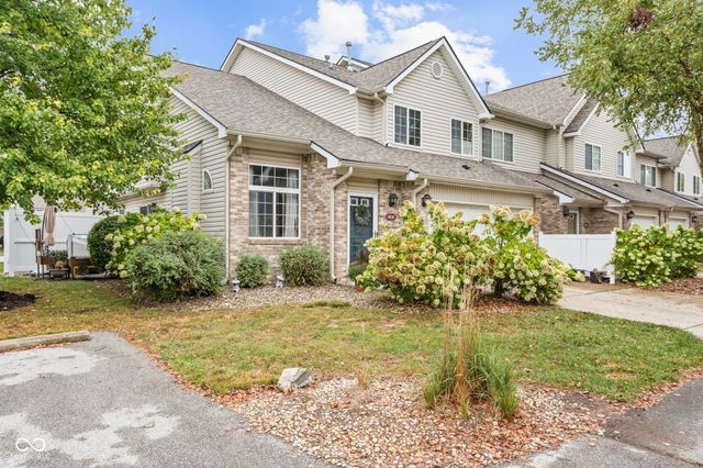 5838 Beacon Cove Way, Indianapolis, IN 46237