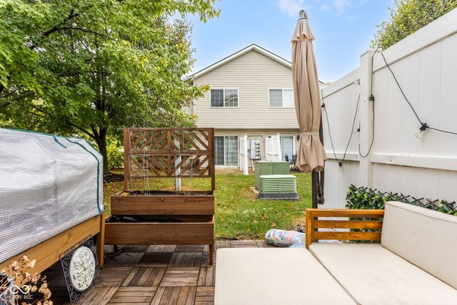 5838 Beacon Cove Way, Indianapolis, IN 46237