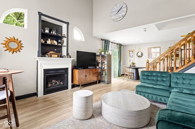 5838 Beacon Cove Way, Indianapolis, IN 46237