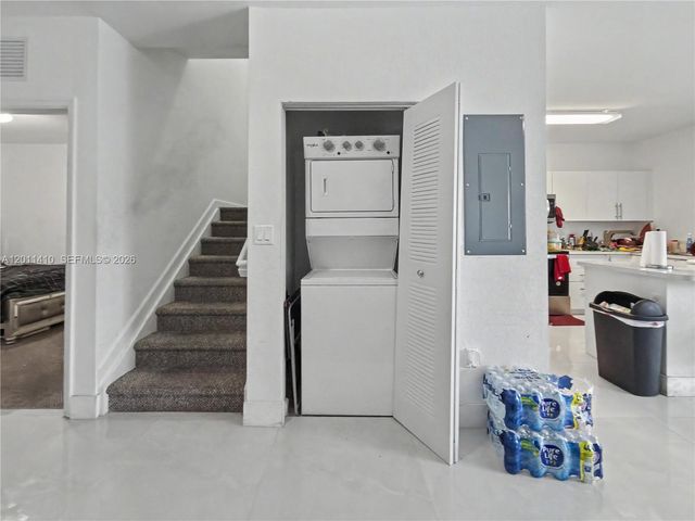 356 NW 12th Pl, Florida City, FL 33034