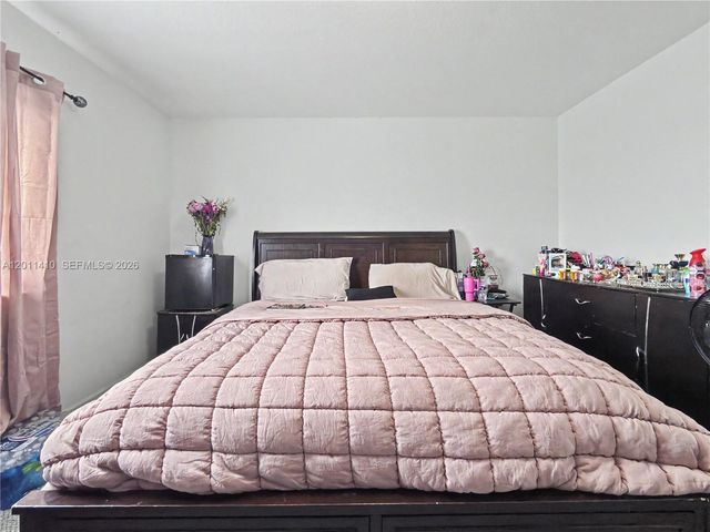 356 NW 12th Pl, Florida City, FL 33034