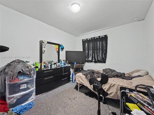 356 NW 12th Pl, Florida City, FL 33034