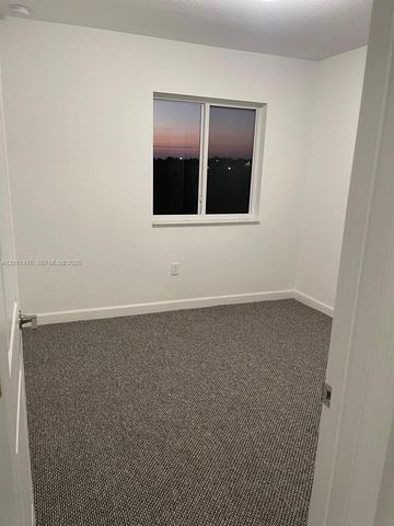 356 NW 12th Pl, Florida City, FL 33034