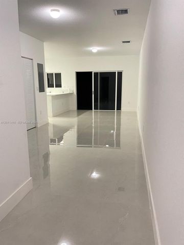 356 NW 12th Pl, Florida City, FL 33034