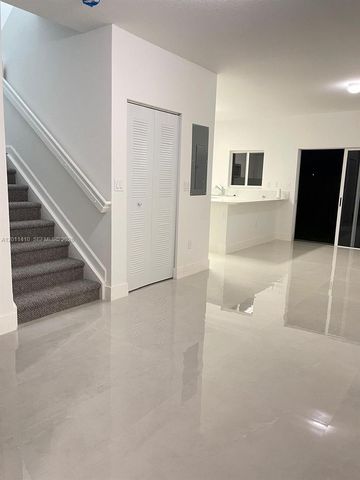 356 NW 12th Pl, Florida City, FL 33034
