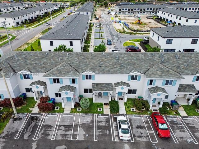 356 NW 12th Pl, Florida City, FL 33034