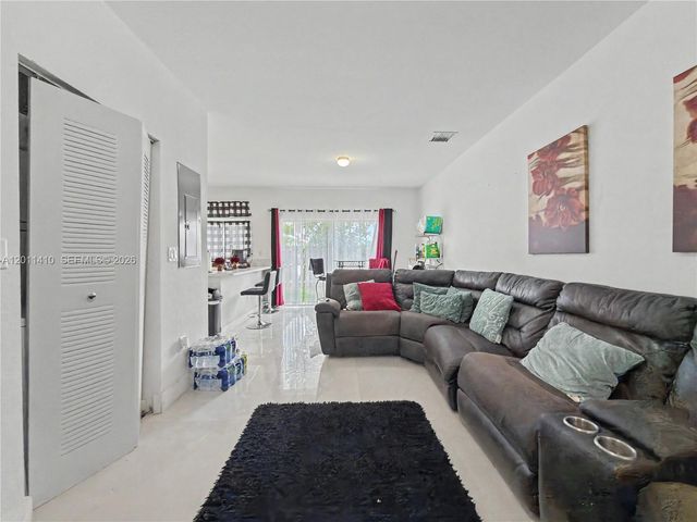356 NW 12th Pl, Florida City, FL 33034
