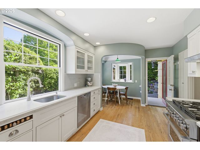 7632 Se 28TH Ave, Portland, OR 97202