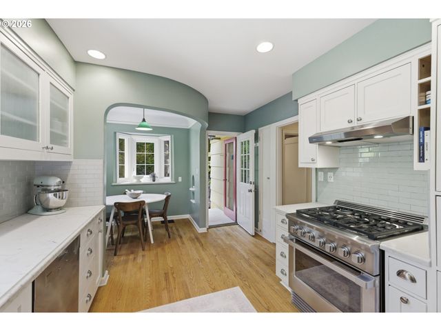 7632 Se 28TH Ave, Portland, OR 97202