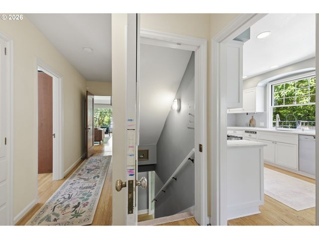 7632 Se 28TH Ave, Portland, OR 97202