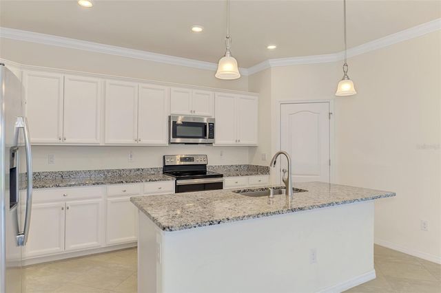 9824 HILLTOP DRIVE, Venice, FL 34292