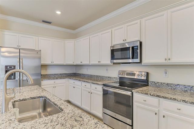 9824 HILLTOP DRIVE, Venice, FL 34292