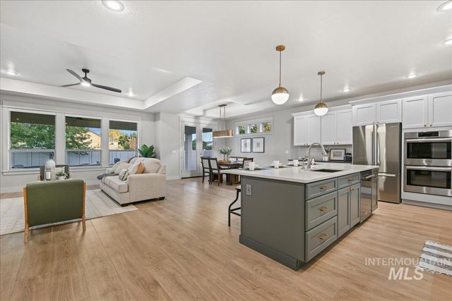18080 N Treeline Ave, Nampa, ID 83687