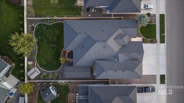 18080 N Treeline Ave, Nampa, ID 83687