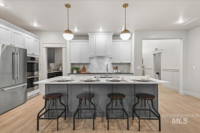 18080 N Treeline Ave, Nampa, ID 83687