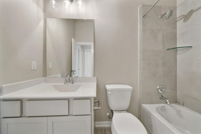 1547 Crystal Stream Drive, Missouri City, TX 77459