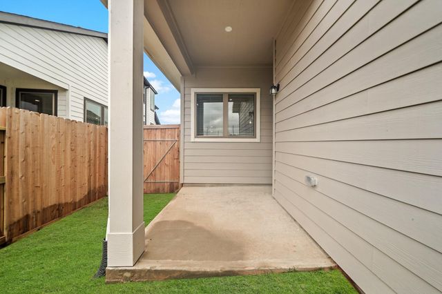 1547 Crystal Stream Drive, Missouri City, TX 77459