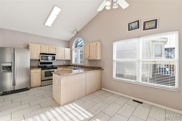 4304 Southridge Meadows Court, St Louis, MO 63128