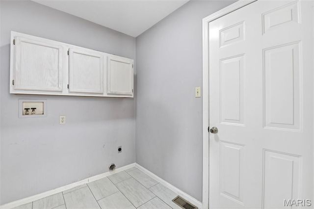 4304 Southridge Meadows Court, St Louis, MO 63128