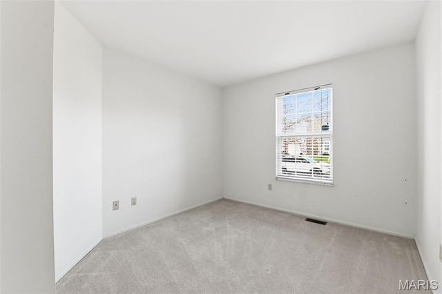 4304 Southridge Meadows Court, St Louis, MO 63128