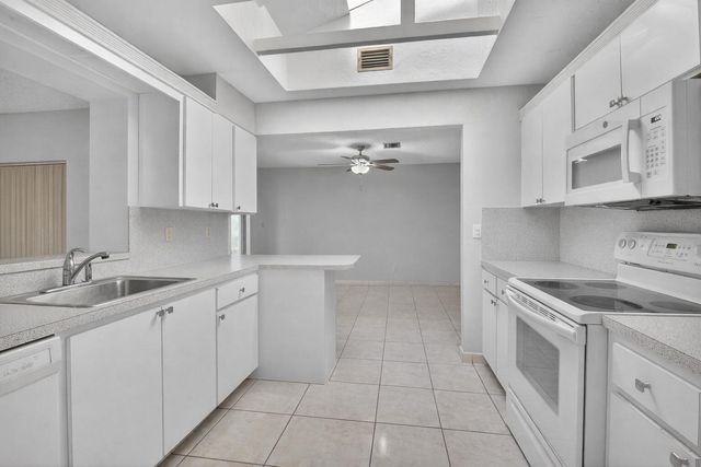 738 NW 24th Avenue, Delray Beach, FL 33445