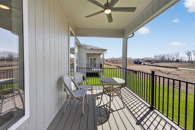25039 W 94th Terrace, Lenexa, KS 66227